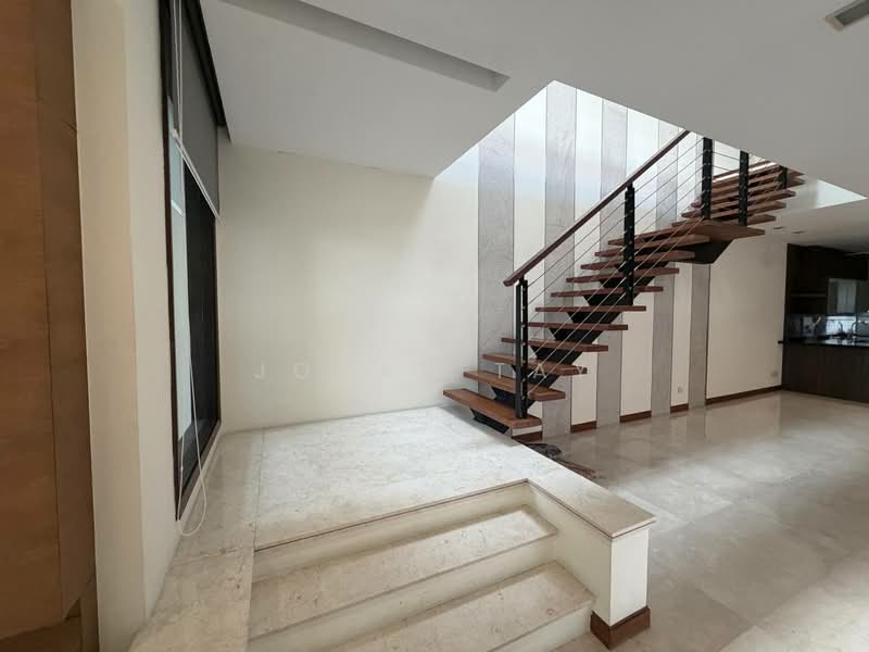 Beautifully renovated Semi-D in Lucky Heights, , 4 Bedrooms, 3,800 sqft, Semi-Detached House For Sale, by Jovan Tay, 500226363 - Interior - PropertyGuru.com.sg