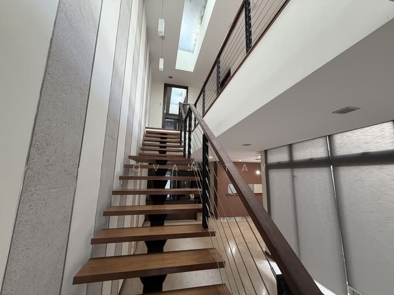 Beautifully renovated Semi-D in Lucky Heights, , 4 Bedrooms, 3,800 sqft, Semi-Detached House For Sale, by Jovan Tay, 500226363 - Interior - PropertyGuru.com.sg