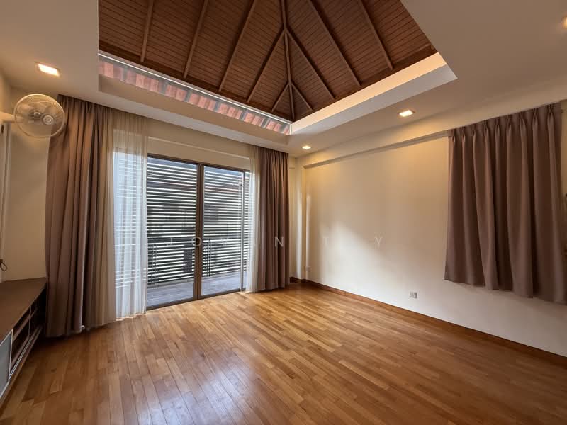 Beautifully renovated Semi-D in Lucky Heights, , 4 Bedrooms, 3,800 sqft, Semi-Detached House For Sale, by Jovan Tay, 500226363 - Interior - PropertyGuru.com.sg
