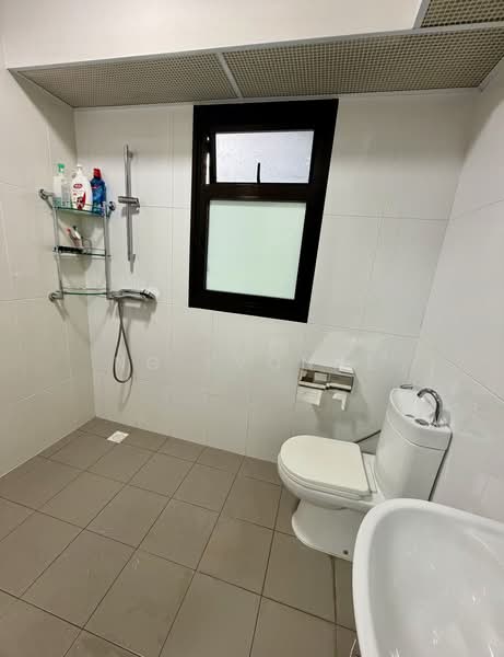 112B Alkaff Crescent, 112B Alkaff Crescent, 3 Bedrooms, 1,001 sqft, HDB Flat For Rent, by Ng Yvonne, 500226373 - Bathroom - PropertyGuru.com.sg