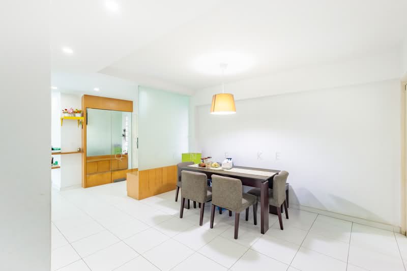 175C Punggol Field, 175C Punggol Field, 3 Bedrooms, 1,184 sqft, HDB Flat For Sale, by Queenie Ke, 500226375 - Dining Room - PropertyGuru.com.sg