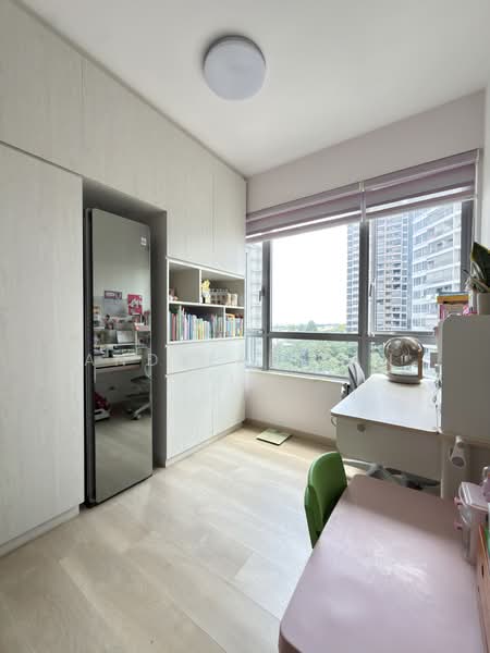 High Park Residences, 27 Fernvale Road, 3 Bedrooms, 980 sqft, Condominium For Sale, by Andreas Tan, 500226382 - Bedroom 1 - PropertyGuru.com.sg