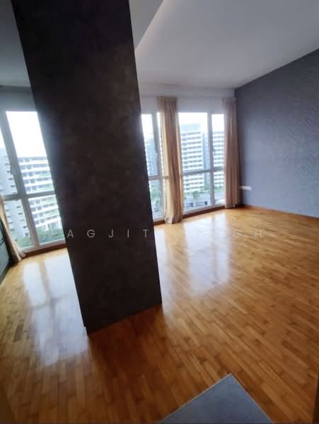The Tampines Trilliant, 29 Tampines Central 7, 2 Bedrooms, 872 sqft, Executive Condominium For Rent, by JAGJIT SINGH, 500226384 - Living Room - PropertyGuru.com.sg