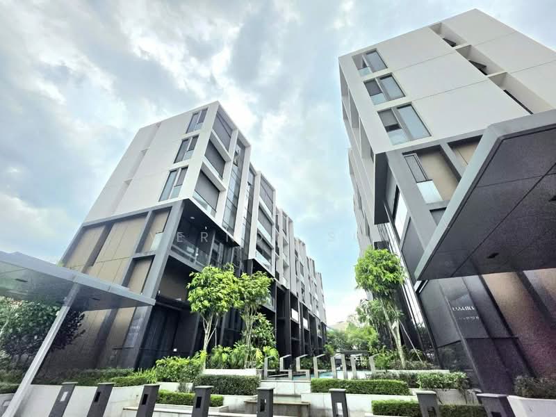 The Essence, 1 Chong Kuo Road, 2 Bedrooms, 732 sqft, Condominium For Sale, by Vernon Sun, 500226386 - Exterior - PropertyGuru.com.sg