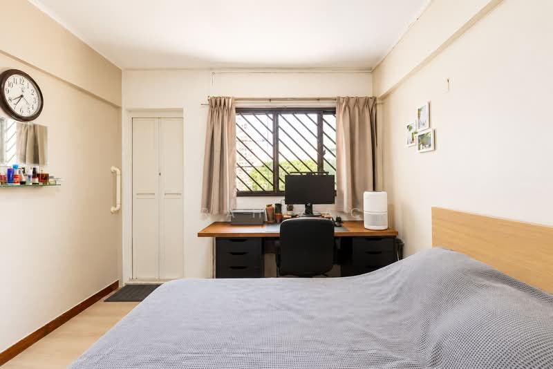 407 Pandan Gardens, 407 Pandan Gardens, 3 Bedrooms, 1,119 sqft, HDB Flat For Sale, by Farah Zack, 500226396 - Bedroom - PropertyGuru.com.sg