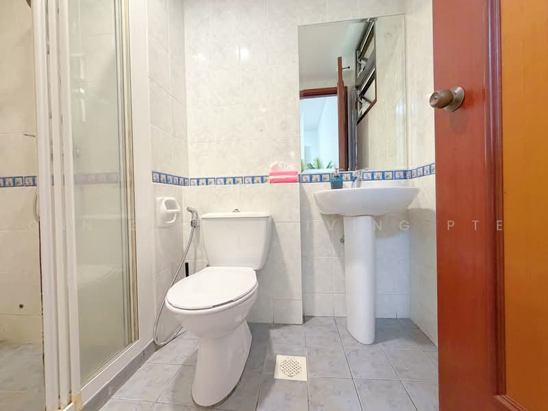 Seletaris, 501 Sembawang Road, Room Rental, 50 sqft, Condominium For Rent, by David, 500226400 - Bathroom - PropertyGuru.com.sg