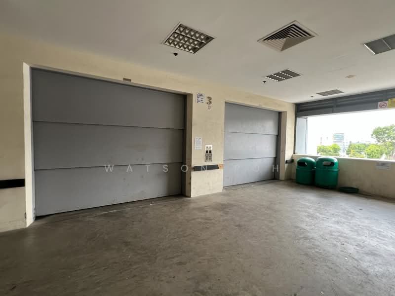 Paya Lebar 178, 178 Paya Lebar Road, 3,089 sqft, Light Industrial (B1) For Sale, by Watson Poh, 500226402 - Cargo Lift area - CommercialGuru.com.sg