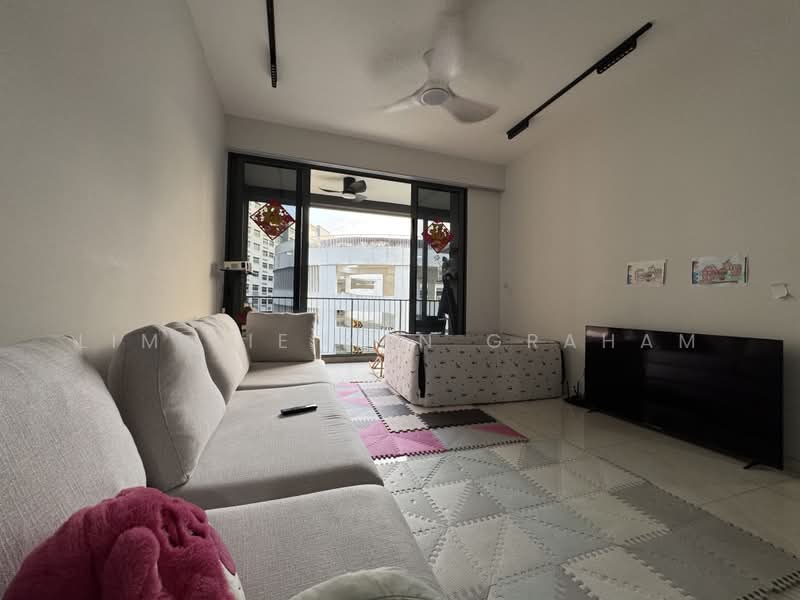 Signature At Yishun, 29 Yishun Street 51, 3 Bedrooms, 1,098 sqft, Executive Condominium For Sale, by Lim Jie Han Graham, 500226408 - Living Room - PropertyGuru.com.sg