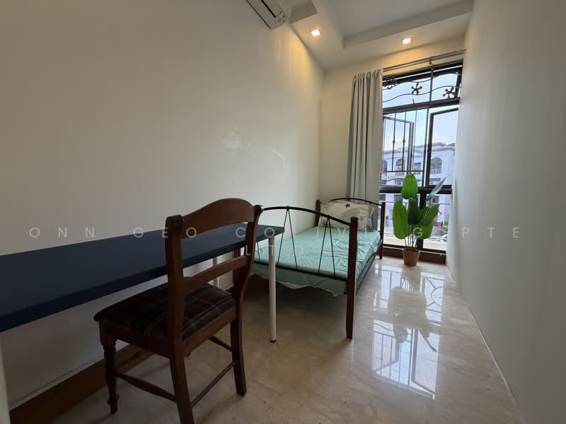 Seletaris, 501 Sembawang Road, Room Rental, 100 sqft, Condominium For Rent, by David, 500226416 - Bedroom - PropertyGuru.com.sg