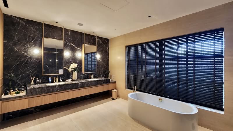 Botanic-Cluny Luxurious GCB | Smart-Home, Pool & Lift, 1km NYPS, RGPS, Nr Amenities, Walk to MRT, , 7 Bedrooms, 19,300 sqft, Good Class Bungalow For Sale, by Steve Tay, 500226417 - Bathroom - PropertyGuru.com.sg