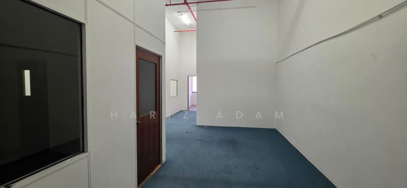 Liberty Warehouse Complex, 220 Tagore Lane, Mandai / Upper Thomson, 1,119 sqft, Light Industrial (B1) For Rent, by Hariz Adam, 500226419 - Interior - CommercialGuru.com.sg