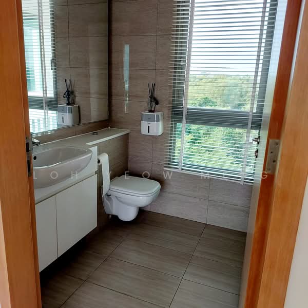 Ripple Bay, 16 Pasir Ris Link, 4 Bedrooms, 1,292 sqft, Condominium For Rent, by Loh Yeow Meng, 500226424 - Bathroom - PropertyGuru.com.sg