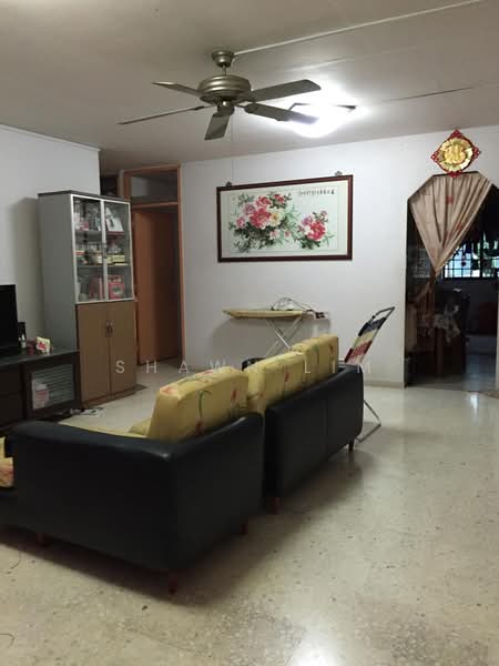 202 Tampines Street 21, 202 Tampines Street 21, 3 Bedrooms, 1,109 sqft, HDB Flat For Rent, by Shawn Lim, 500226425 - Living Room - PropertyGuru.com.sg