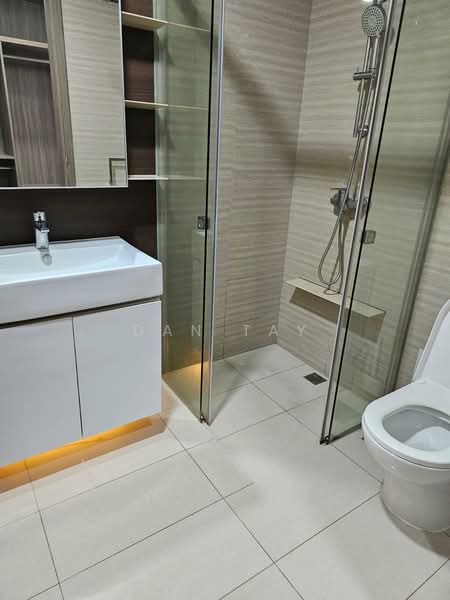 Sky Vue, Bishan Street 14, 2 Bedrooms, 678 sqft, Condominium For Rent, by Dan Tay, 500226443 - Bathroom - PropertyGuru.com.sg