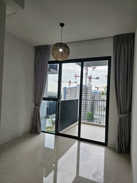 Sky Vue, Bishan Street 14, 2 Bedrooms, 678 sqft, Condominium For Rent, by Dan Tay, 500226443 - Balcony - PropertyGuru.com.sg