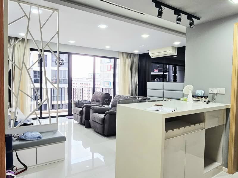 The Rainforest, 339 Choa Chu Kang Avenue 3, 3 Bedrooms, 1,152 sqft, Executive Condominium For Sale, by Grace Teo, 500226444 - Living Room - PropertyGuru.com.sg