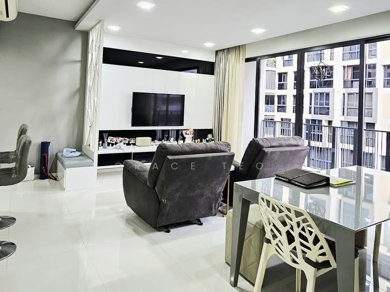 The Rainforest, 339 Choa Chu Kang Avenue 3, 3 Bedrooms, 1,152 sqft, Executive Condominium For Sale, by Grace Teo, 500226444 - Living Room - PropertyGuru.com.sg