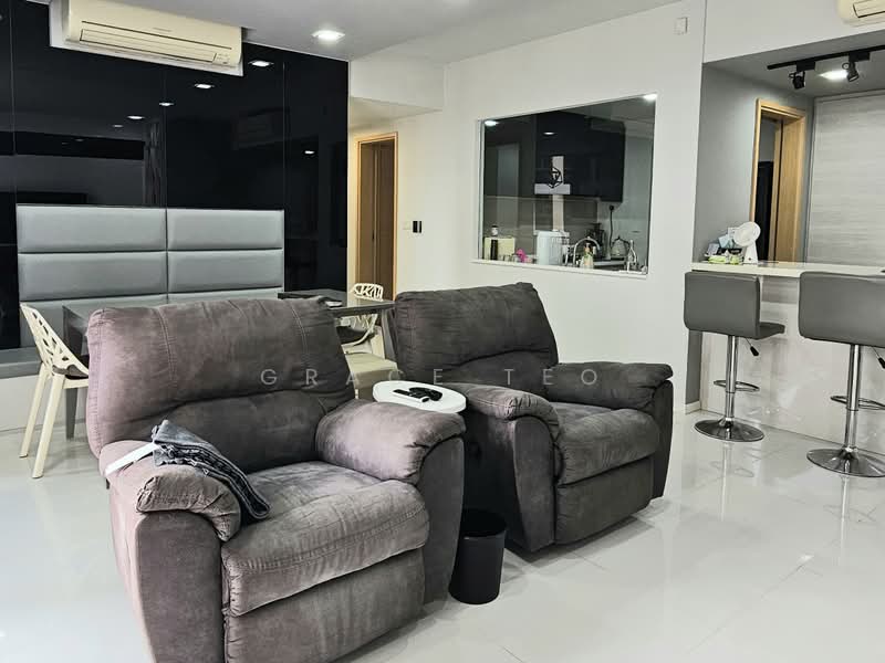 The Rainforest, 339 Choa Chu Kang Avenue 3, 3 Bedrooms, 1,152 sqft, Executive Condominium For Sale, by Grace Teo, 500226444 - Living Room - PropertyGuru.com.sg