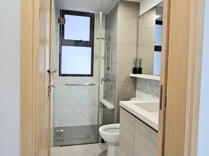The Rainforest, 339 Choa Chu Kang Avenue 3, 3 Bedrooms, 1,152 sqft, Executive Condominium For Sale, by Grace Teo, 500226444 - Bathroom - PropertyGuru.com.sg