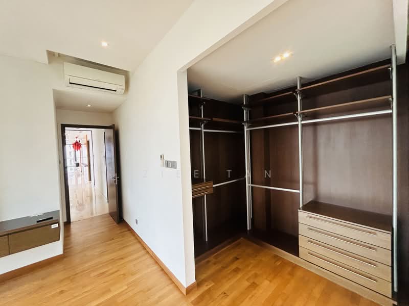 One Tree Hill Residence, 1A One Tree Hill, 5 Bedrooms, 2,454 sqft, Condominium For Rent, by Tziee Tan, 500226446 - Master Bedroom - PropertyGuru.com.sg