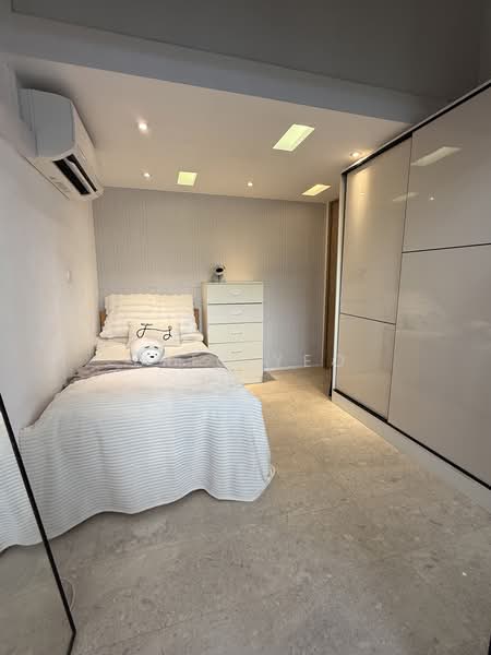 Fyve Derbyshire, 5 Derbyshire Road, Room Rental, 300 sqft, Condominium For Rent, by Eric Yeo, 500226451 - Bedroom - PropertyGuru.com.sg