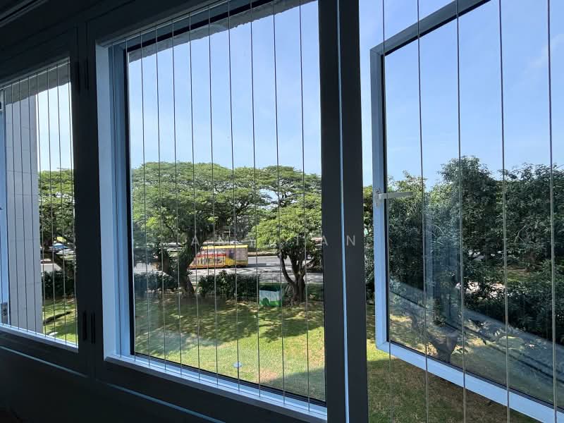 33 Marine Crescent, 33 Marine Crescent, 2 Bedrooms, 818 sqft, HDB Flat For Sale, by Amy Tan, 500226460 - View - PropertyGuru.com.sg