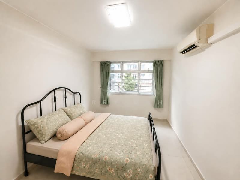 458 Yishun Avenue 11, 458 Yishun Avenue 11, 2 Bedrooms, 1,001 sqft, HDB Flat For Rent, by Larry Mah, 500226465 - Bedroom - PropertyGuru.com.sg