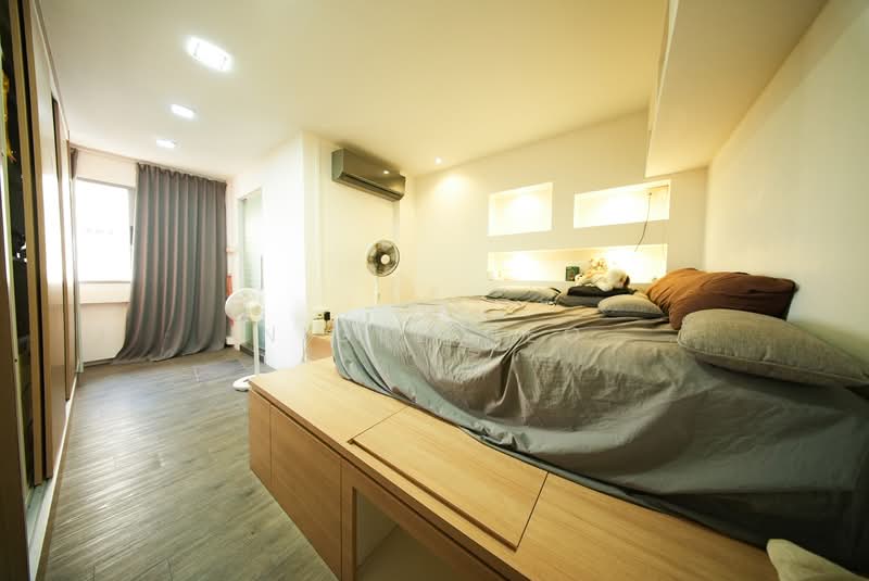 718 Pasir Ris Street 72, 718 Pasir Ris Street 72, 3 Bedrooms, 1,194 sqft, HDB Flat For Sale, by Nigel Neo, 500226489 - Master Bedroom - PropertyGuru.com.sg