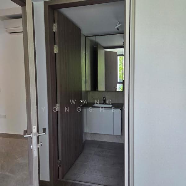 Norwood Grand, Admiralty / Woodlands, 2 Bedrooms, 710 sqft, Condominium For Rent, by Wang YongSheng Clement, 500226495 - Bathroom - PropertyGuru.com.sg