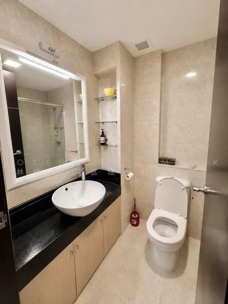 Niven Loft, 70 Niven Road, 3 Bedrooms, 1,033 sqft, Apartment For Rent, by Josephine Lim J R 林婕容 (区域分行董事 ), 500226526 - Bathroom - PropertyGuru.com.sg