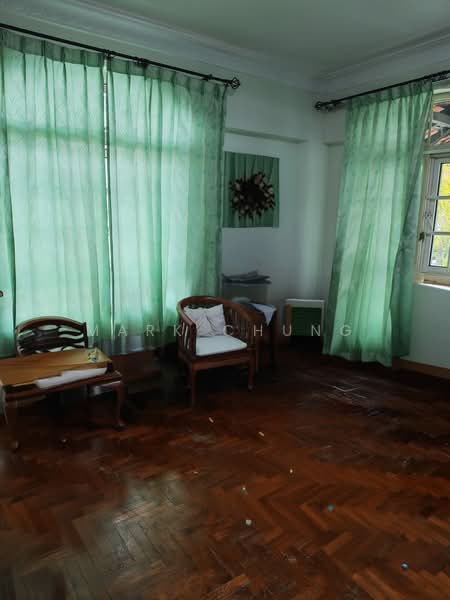 Kembangan Corner-T huge 3700sqft Landed for sale, , 6 Bedrooms, 3,300 sqft, Corner Terrace For Sale, by Mark Chung, 500226527 - Living Room - PropertyGuru.com.sg