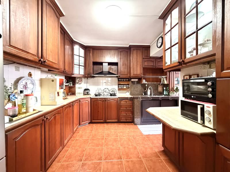 754 Woodlands Circle, 754 Woodlands Circle, 4 Bedrooms, 1,313 sqft, HDB Flat For Sale, by Mohamed Yaseen, 500226534 - Kitchen - PropertyGuru.com.sg