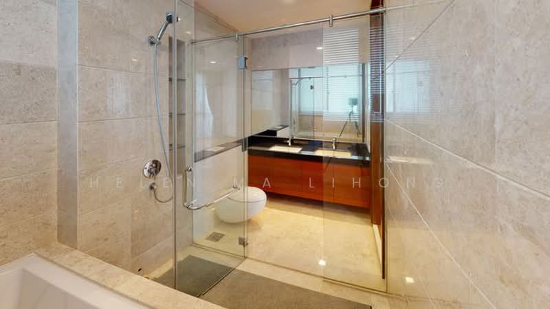 Toh Estate, Toh Drive, 5 Bedrooms, 5,390 sqft, Semi-Detached House For Sale, by Helen Ma Lihong, 500226537 - Bathroom - PropertyGuru.com.sg