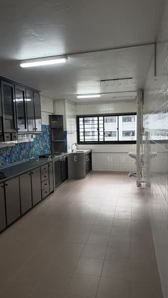 302 Clementi Avenue 4, 302 Clementi Avenue 4, 3 Bedrooms, 990 sqft, HDB Flat For Sale, by James Ng, 500226539 - Kitchen - PropertyGuru.com.sg
