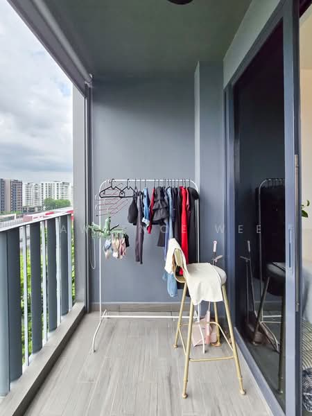 Grandeur Park Residences, 1 Bedok South Avenue 3, 1 Bedroom, 420 sqft, Condominium For Sale, by Lawrence Wee, 500226548 - Balcony - PropertyGuru.com.sg