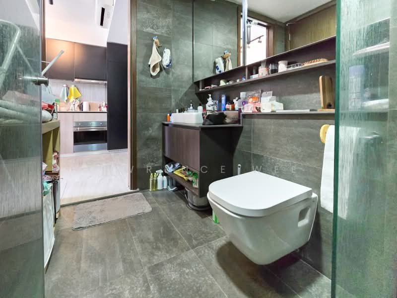 Grandeur Park Residences, 1 Bedok South Avenue 3, 1 Bedroom, 420 sqft, Condominium For Sale, by Lawrence Wee, 500226548 - Bathroom - PropertyGuru.com.sg