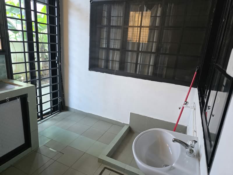 Teacher's Housing Estate, 45 Munshi Abdullah Avenue, 4 Bedrooms, 2,500 sqft, Terraced House For Sale, by Sylvester Jader (S.J.), 500226554 - Interior - PropertyGuru.com.sg