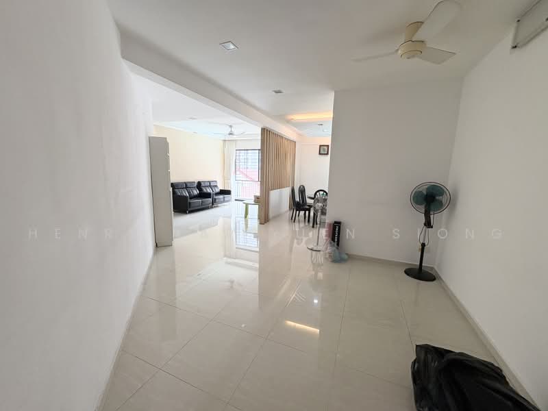 Far Horizon Gardens, 1 Ang Mo Kio Avenue 9, 4 Bedrooms, 1,948 sqft, Condominium For Rent, by Henry Yap Yuen Siong, 500226555 - Living Room - PropertyGuru.com.sg