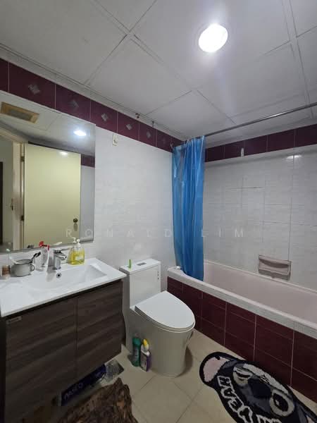 Central Green, 9 Jalan Membina, 1 Bedroom, 807 sqft, Condominium For Sale, by Ronald Lim, 500226570 - Bathroom - PropertyGuru.com.sg