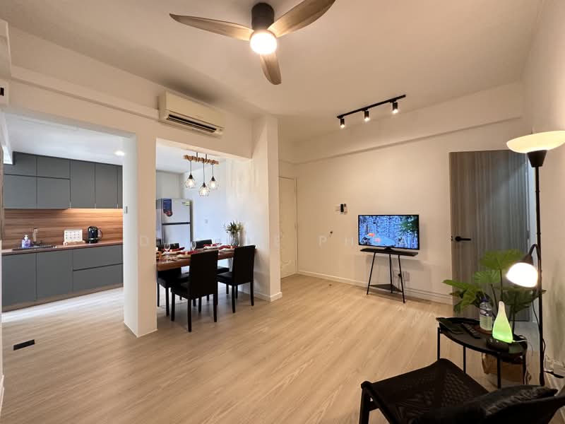 Azalea Park Condo, 6 Flora Road, 3 Bedrooms, 947 sqft, Condominium For Sale, by Daphne Phua, 500226583 - PropertyGuru.com.sg