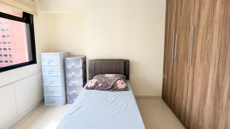 716 Tampines Street 71, 716 Tampines Street 71, 4 Bedrooms, 1,281 sqft, HDB Flat For Sale, by Loges Waran, 500226615 - Bedroom - PropertyGuru.com.sg