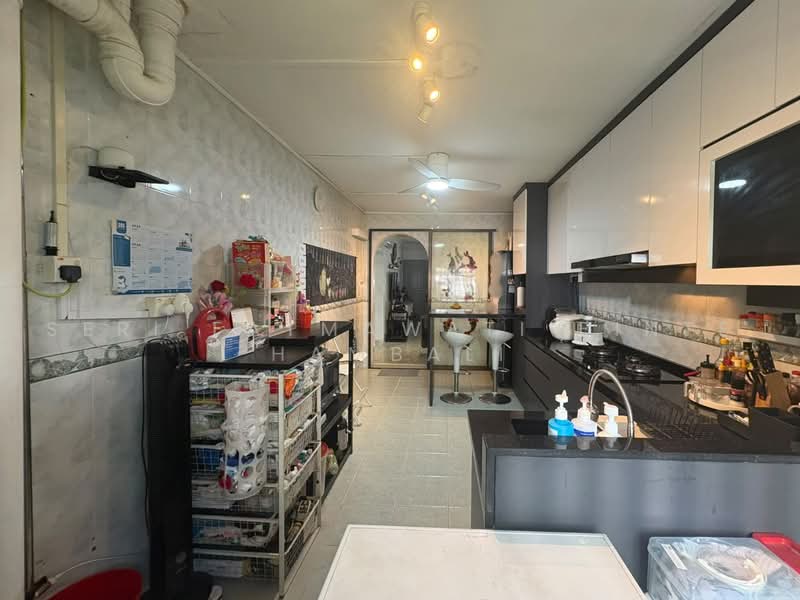 313 Ang Mo Kio Avenue 3, 313 Ang Mo Kio Avenue 3, Ang Mo Kio / Bishan / Thomson, 2 Bedrooms, 785 sqft, HDB Flat For Sale, by Seri Fatmawati Binte Hambali, 500226619 - Kitchen - PropertyGuru.com.sg