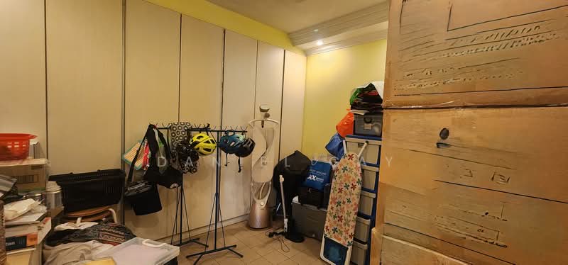 Seletar Gardens, , 4 Bedrooms, 3,200 sqft, Corner Terrace For Sale, by Daniel Gay, 500226624 - Granny's Room - PropertyGuru.com.sg