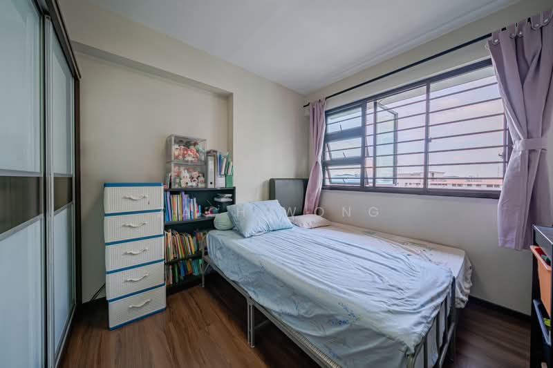550B Segar Road, 550B Segar Road, Dairy Farm / Bukit Panjang / Choa Chu Kang, 3 Bedrooms, 990 sqft, HDB Flat For Sale, by Zach Wong, 500226635 - Bedroom - PropertyGuru.com.sg