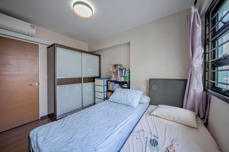 550B Segar Road, 550B Segar Road, Dairy Farm / Bukit Panjang / Choa Chu Kang, 3 Bedrooms, 990 sqft, HDB Flat For Sale, by Zach Wong, 500226635 - Bedroom - PropertyGuru.com.sg