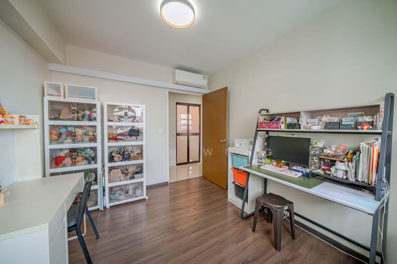 550B Segar Road, 550B Segar Road, Dairy Farm / Bukit Panjang / Choa Chu Kang, 3 Bedrooms, 990 sqft, HDB Flat For Sale, by Zach Wong, 500226635 - Study - PropertyGuru.com.sg