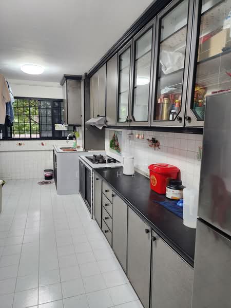 607 Ang Mo Kio Avenue 4, 607 Ang Mo Kio Avenue 4, 2 Bedrooms, 732 sqft, HDB Flat For Sale, by Lee Yoong Tai Esther, 500226661 - Kitchen - PropertyGuru.com.sg