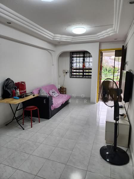 607 Ang Mo Kio ave 4, , 2 Bedrooms, 732 sqft, HDB Flat For Sale, by Lee Yoong Tai Esther, 500226661 - Living Room - PropertyGuru.com.sg