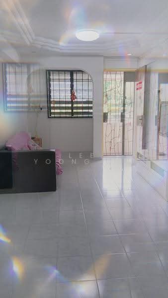 607 Ang Mo Kio Avenue 4, 607 Ang Mo Kio Avenue 4, Ang Mo Kio / Bishan / Thomson, 2 Bedrooms, 731 sqft, HDB Flat For Sale, by Lee Yoong Tai Esther, 500226661 - Living Room - PropertyGuru.com.sg