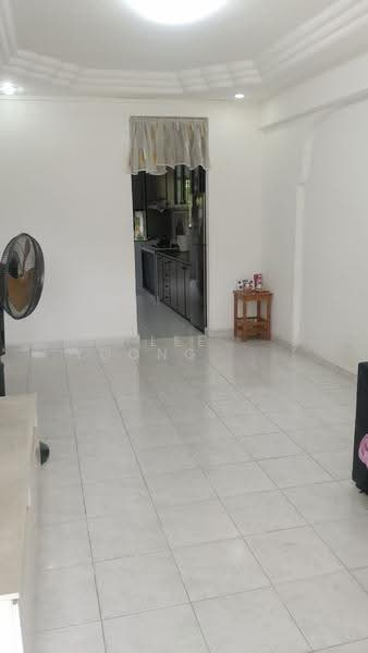 607 Ang Mo Kio Avenue 4, 607 Ang Mo Kio Avenue 4, Ang Mo Kio / Bishan / Thomson, 2 Bedrooms, 731 sqft, HDB Flat For Sale, by Lee Yoong Tai Esther, 500226661 - Living Room - PropertyGuru.com.sg